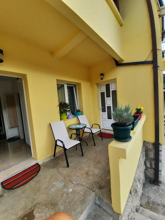 Apartments Mila Τσέτινιε Εξωτερικό φωτογραφία