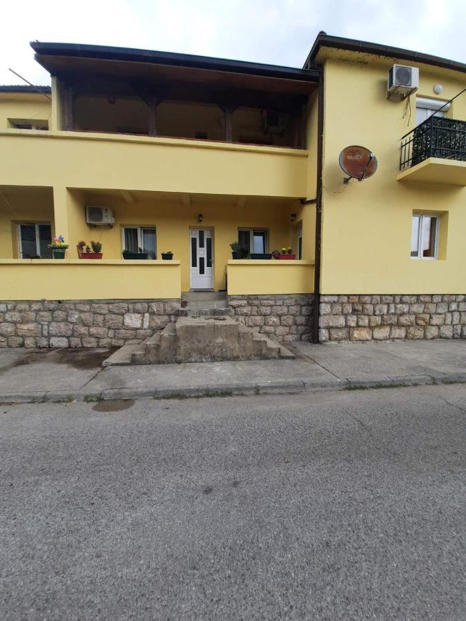 Apartments Mila Τσέτινιε Εξωτερικό φωτογραφία