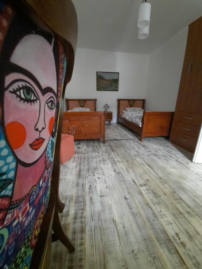 Apartments Mila Τσέτινιε Εξωτερικό φωτογραφία