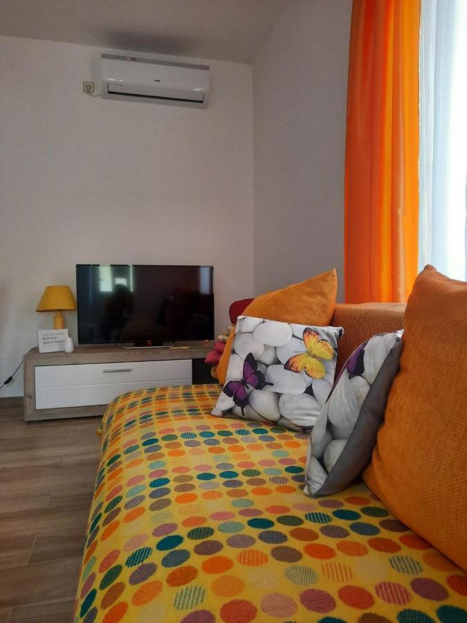 Apartments Mila Τσέτινιε Εξωτερικό φωτογραφία